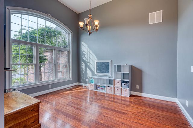 420 Sterchi Drive, Evansville, IN 47711