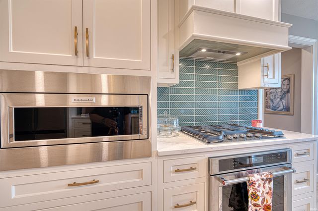 420 Sterchi Drive, Evansville, IN 47711