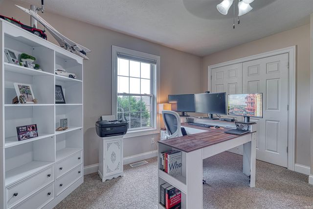 420 Sterchi Drive, Evansville, IN 47711