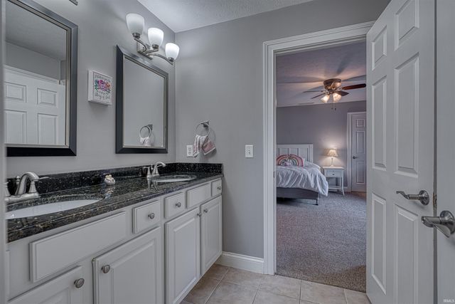 420 Sterchi Drive, Evansville, IN 47711