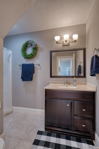 420 Sterchi Drive, Evansville, IN 47711