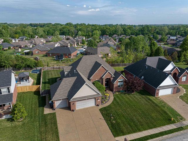 420 Sterchi Drive, Evansville, IN 47711