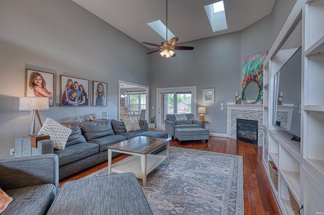 420 Sterchi Drive, Evansville, IN 47711