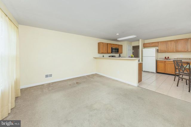 30 BRATTLEBORO RD, Woolwich Twp, NJ 08085