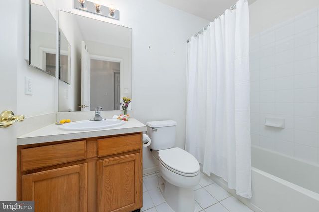 30 BRATTLEBORO RD, Woolwich Twp, NJ 08085