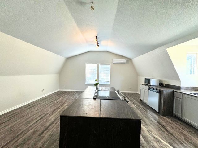 2913 Hunter Street, Fort Worth, TX 76112