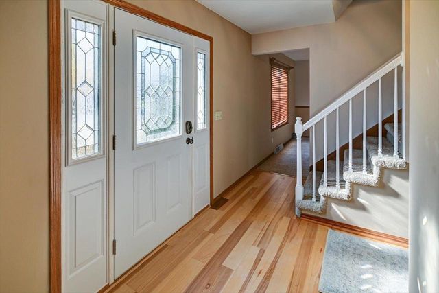 726 Basswood Avenue, Verona, WI 53593