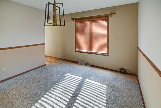 726 Basswood Avenue, Verona, WI 53593