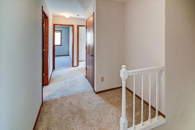 726 Basswood Avenue, Verona, WI 53593