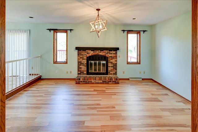 726 Basswood Avenue, Verona, WI 53593