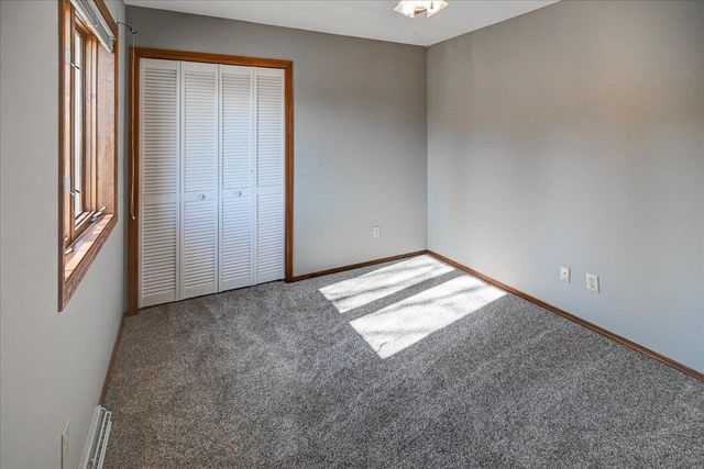 726 Basswood Avenue, Verona, WI 53593