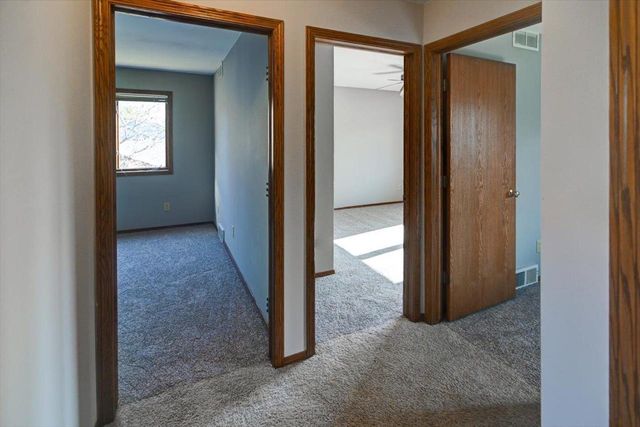 726 Basswood Avenue, Verona, WI 53593