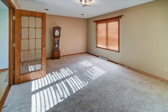 726 Basswood Avenue, Verona, WI 53593