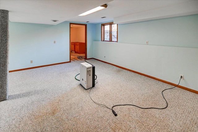 726 Basswood Avenue, Verona, WI 53593