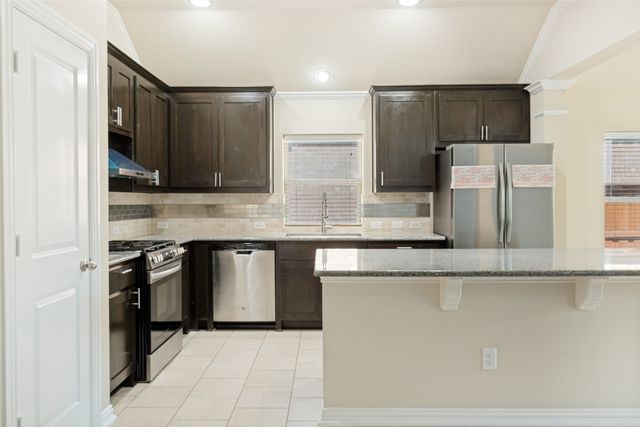 7046 Belteau Lane, Dallas, TX 75227