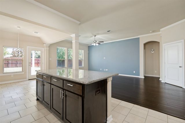 7046 Belteau Lane, Dallas, TX 75227