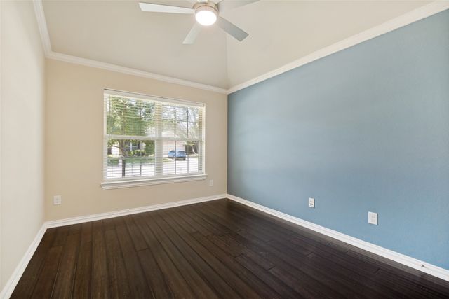 7046 Belteau Lane, Dallas, TX 75227