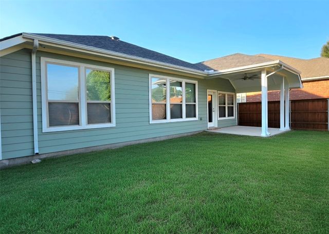 7046 Belteau Lane, Dallas, TX 75227