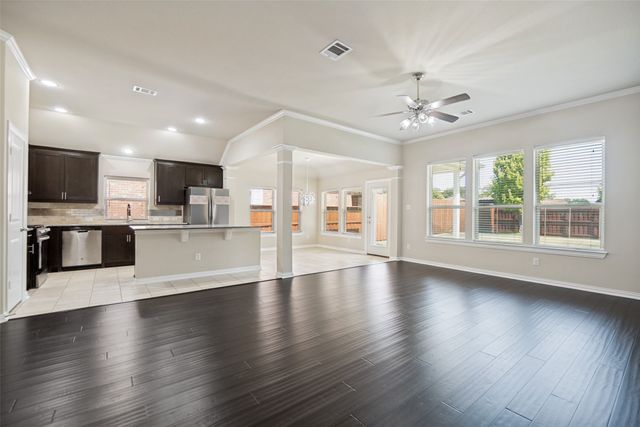 7046 Belteau Lane, Dallas, TX 75227