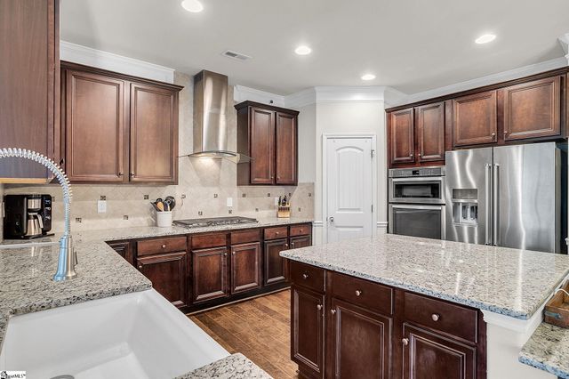 25 Yorkmont Way, Greer, SC 29651