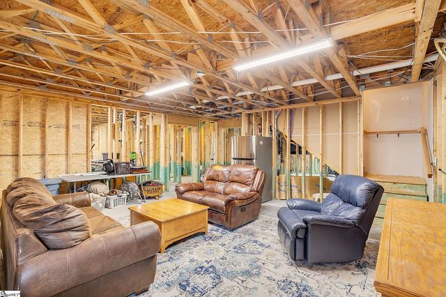 25 Yorkmont Way, Greer, SC 29651