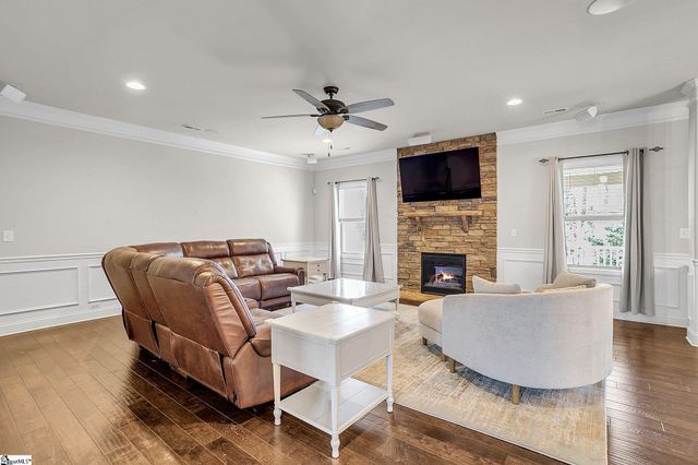 25 Yorkmont Way, Greer, SC 29651