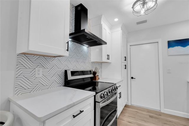 430 88TH AVENUE, St Pete Beach, FL 33706