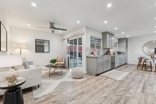 885 Tara Hills Dr, Pinole, CA 94564