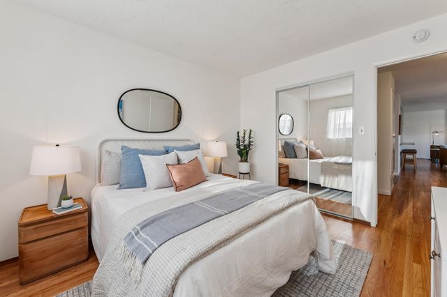 885 Tara Hills Dr, Pinole, CA 94564