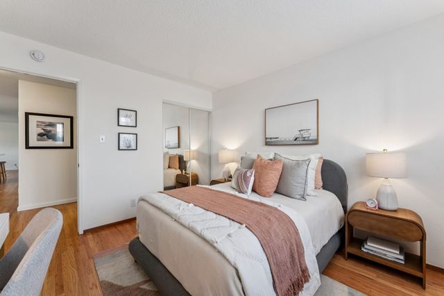 885 Tara Hills Dr, Pinole, CA 94564