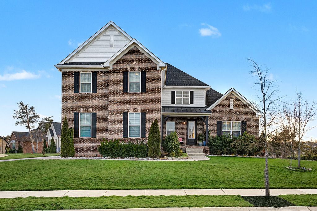 143 Compton St, Gallatin, TN 37066