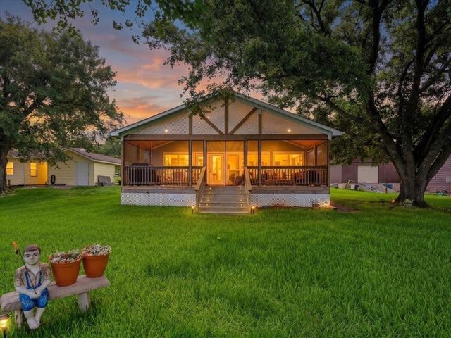 286 Cypress Road, Livingston, TX 77351