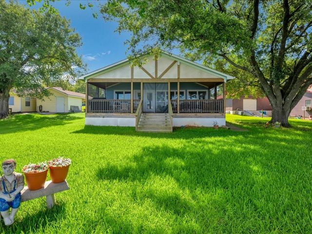 286 Cypress Road, Livingston, TX 77351