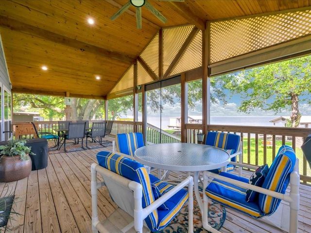 286 Cypress Road, Livingston, TX 77351