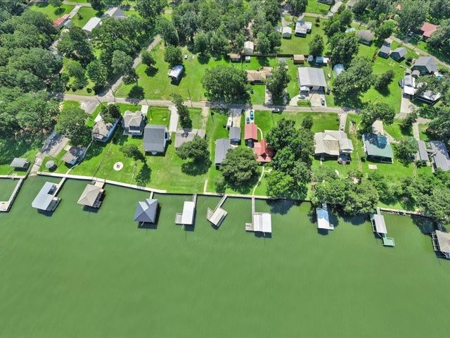 286 Cypress Road, Livingston, TX 77351
