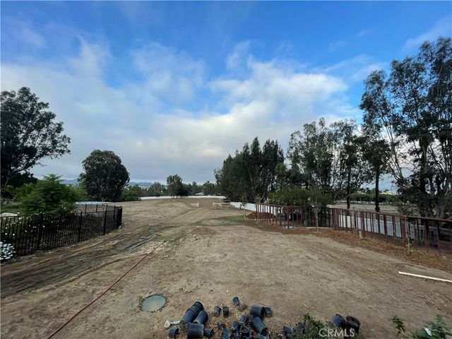 25452 Edna, Murrieta, CA 92562