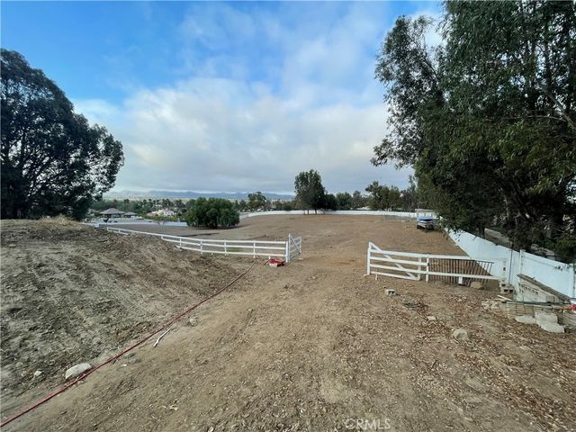 25452 Edna, Murrieta, CA 92562