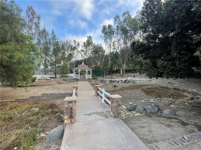 25452 Edna, Murrieta, CA 92562
