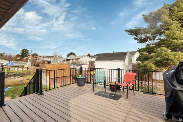 5890 W SWANBRIDGE DR, Kearns, UT 84118