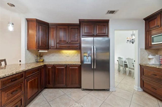 1040 Nighthawk Drive, Corona, CA 92881