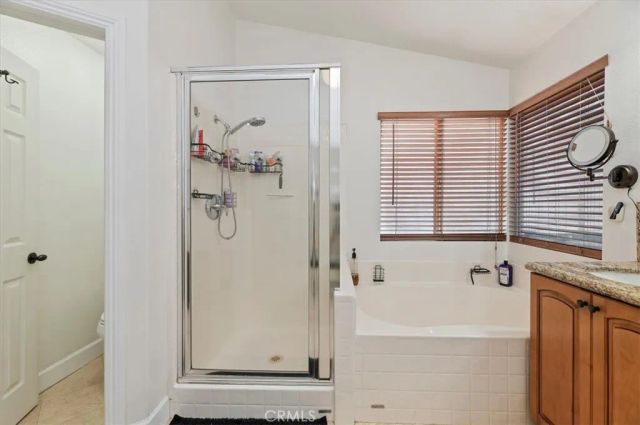 1040 Nighthawk Drive, Corona, CA 92881