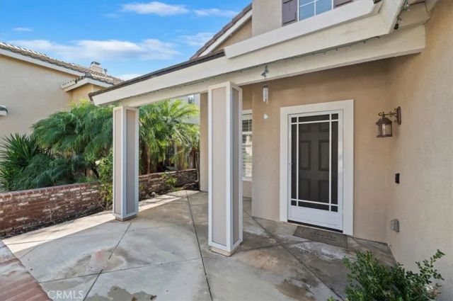 1040 Nighthawk Drive, Corona, CA 92881