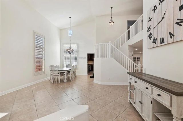 1040 Nighthawk Drive, Corona, CA 92881