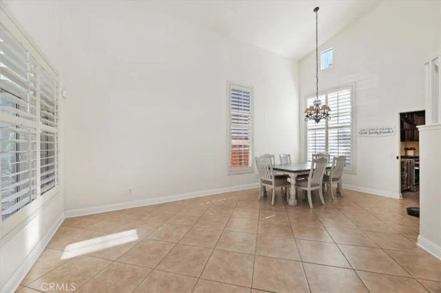 1040 Nighthawk Drive, Corona, CA 92881