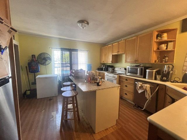2712 N 50th STREET, Milwaukee, WI 53210