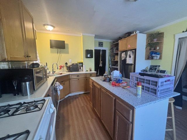 2712 N 50th STREET, Milwaukee, WI 53210