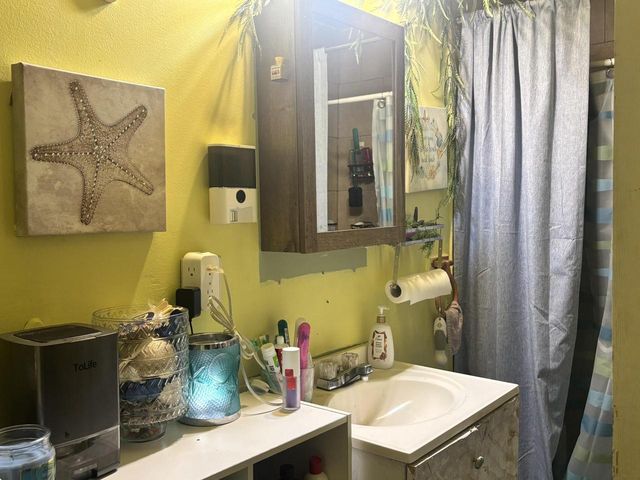 2712 N 50th STREET, Milwaukee, WI 53210