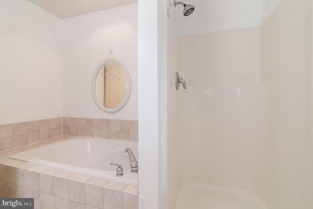 1167 CROSS CREEK DR, Mechanicsburg, PA 17050