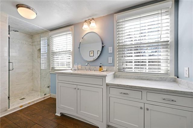 4827 W 78TH Terrace, Prairie Village, KS 66208