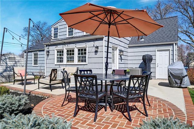 4827 W 78TH Terrace, Prairie Village, KS 66208